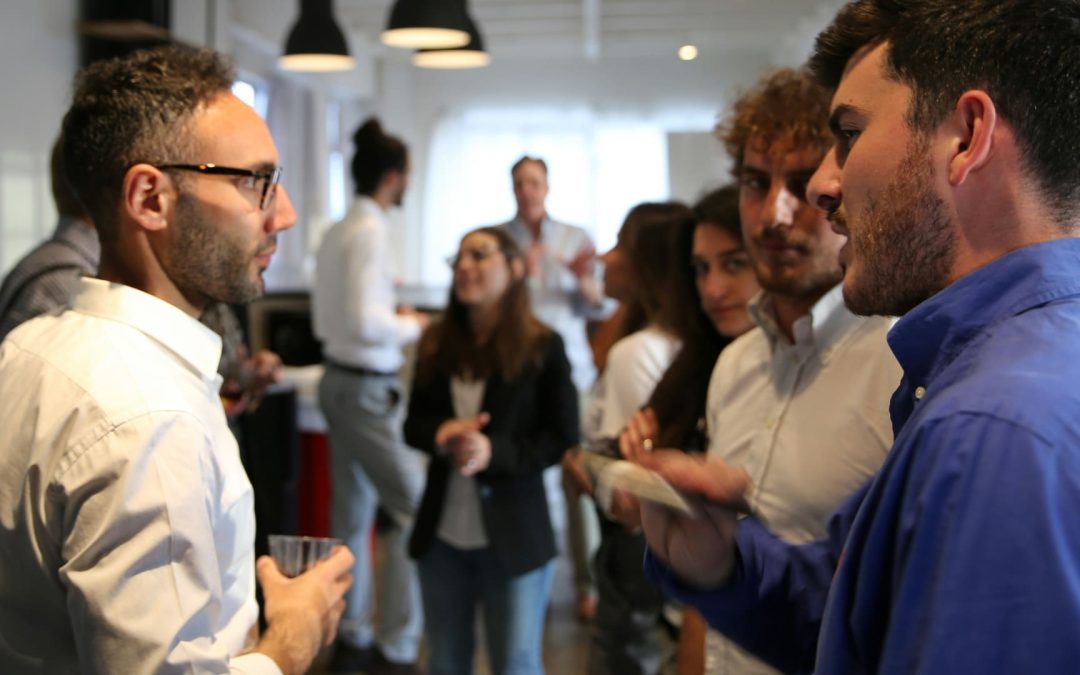 Improvisation for Uncertainty: Building Communication Confidence at Saarland University